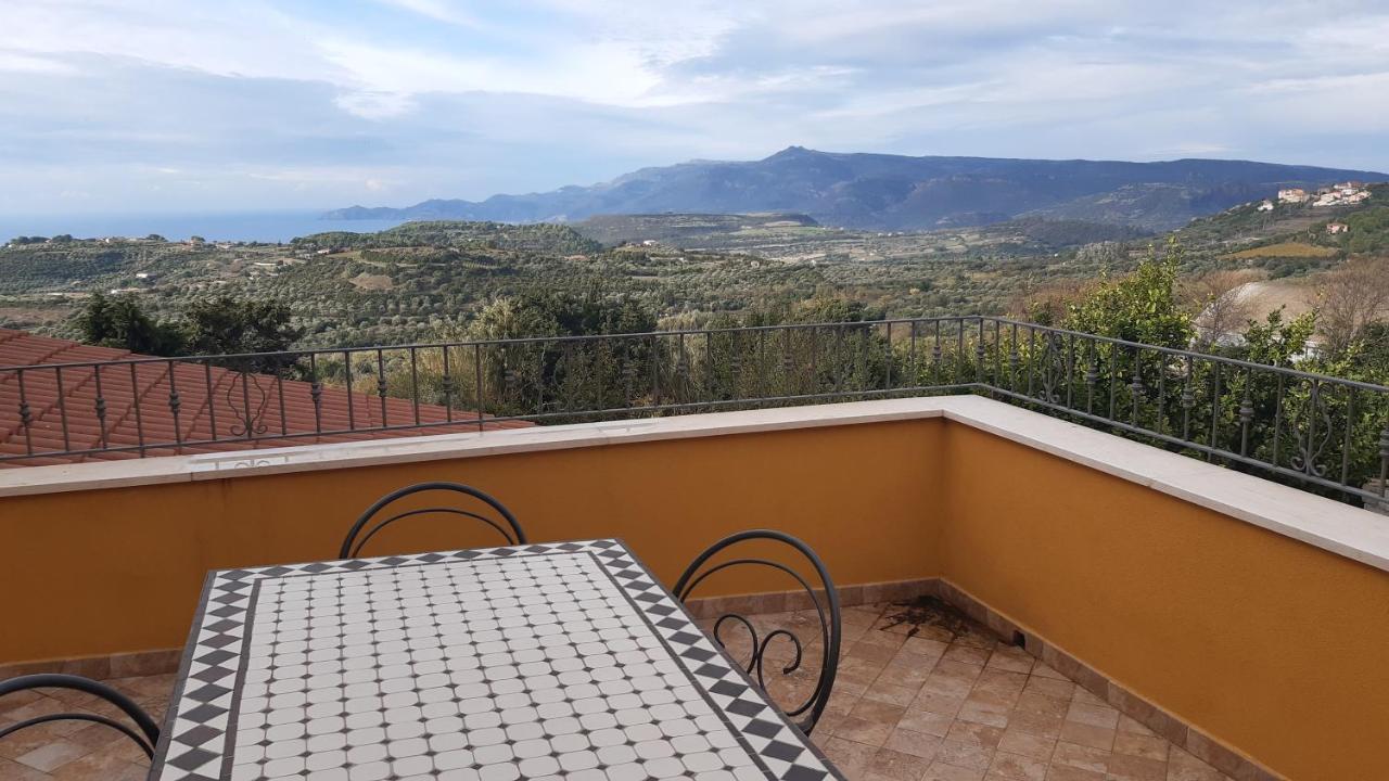 Hotel Villa Gli Asfodeli Tresnuraghes Екстериор снимка