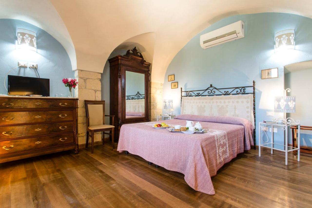 Hotel Villa Gli Asfodeli Tresnuraghes Екстериор снимка