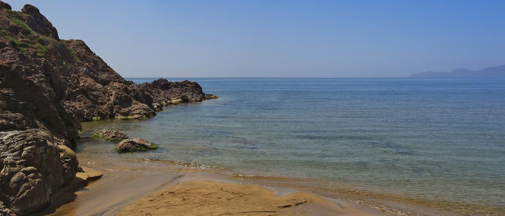 Hotel Villa Gli Asfodeli Tresnuraghes Екстериор снимка