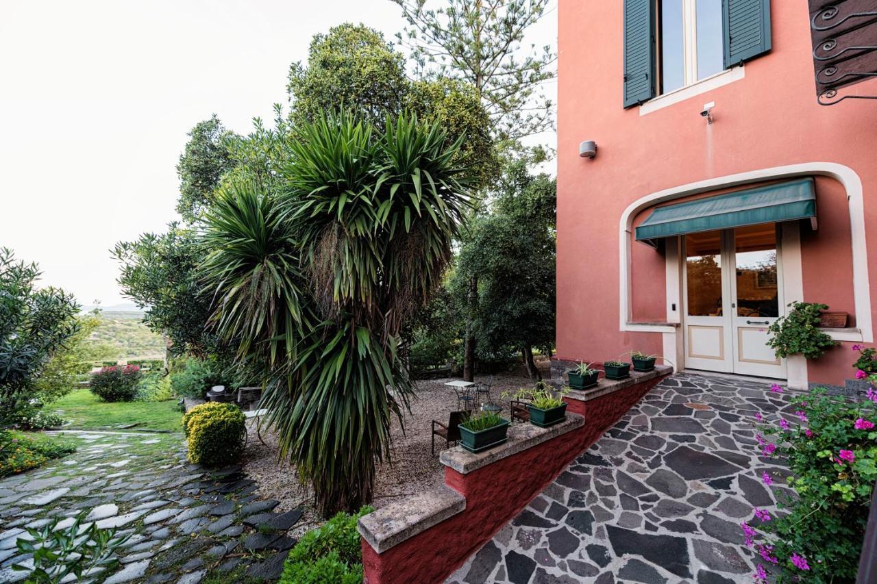 Hotel Villa Gli Asfodeli Tresnuraghes Екстериор снимка